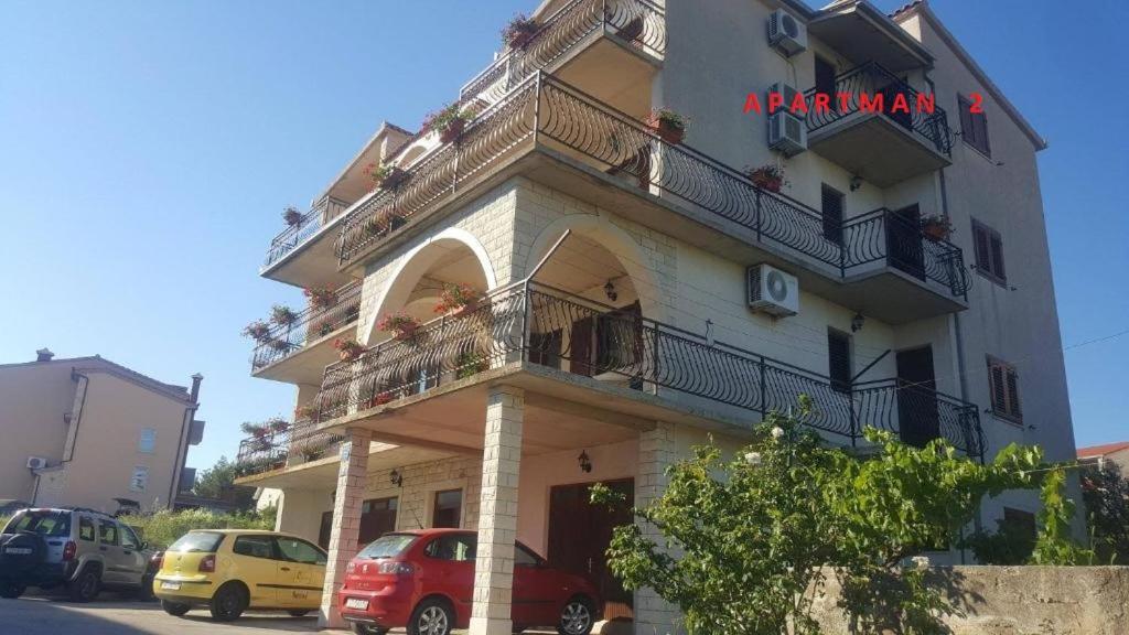 Apartments Villa Anna Подстрана Экстерьер фото