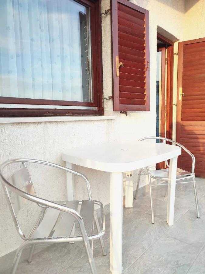 Apartments Villa Anna Подстрана Экстерьер фото