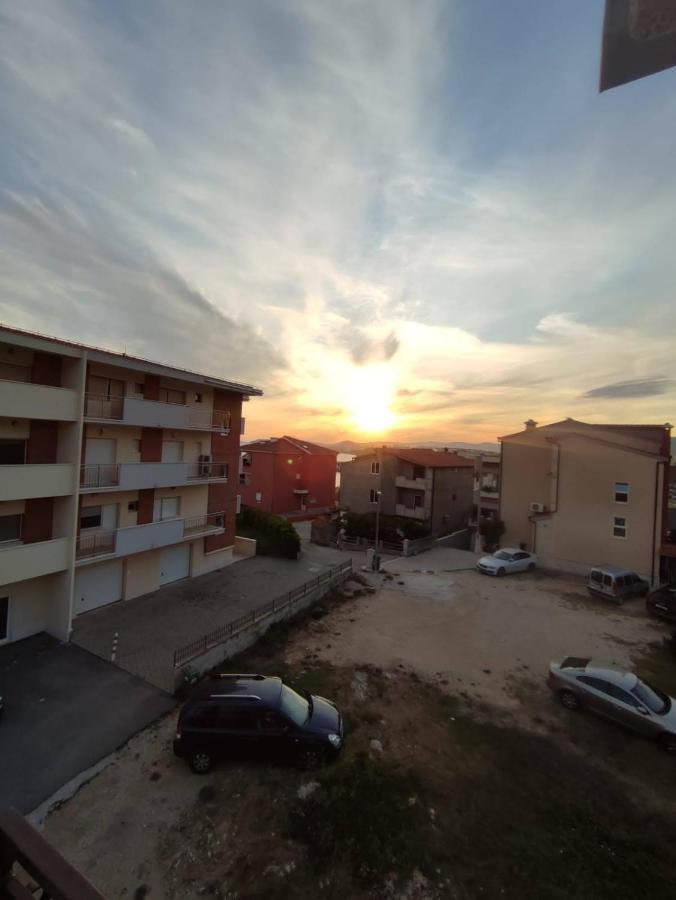 Apartments Villa Anna Подстрана Экстерьер фото