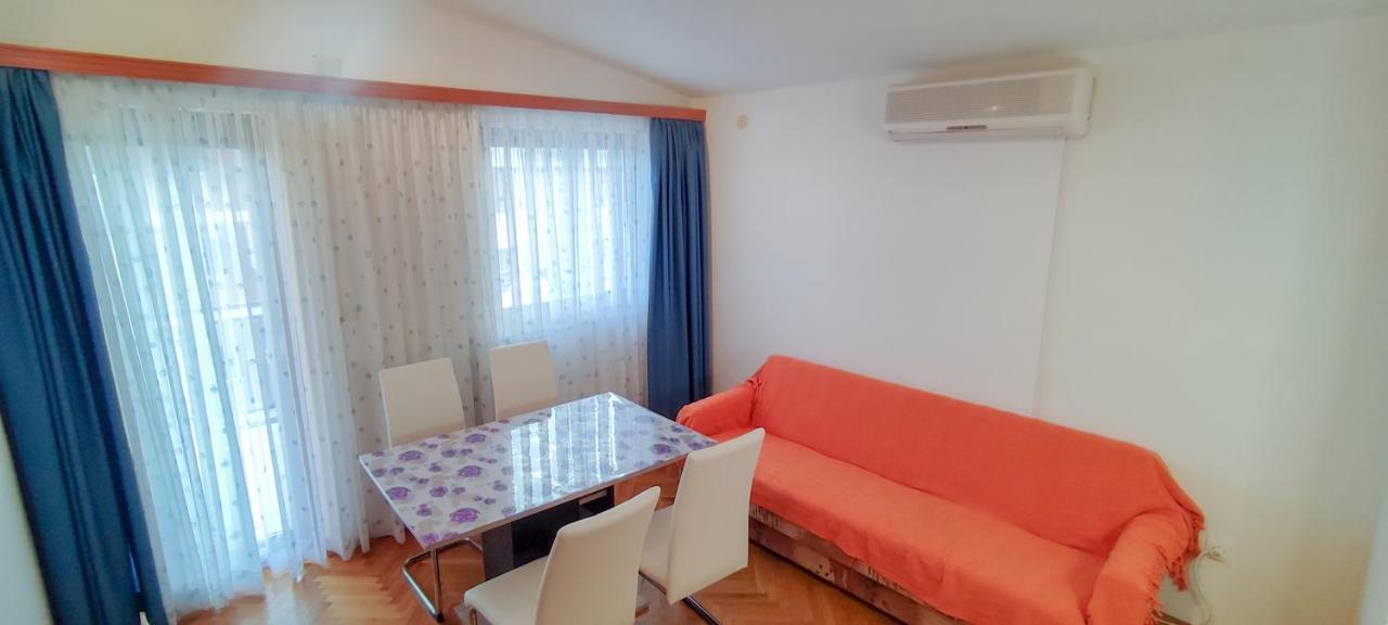 Apartments Villa Anna Подстрана Экстерьер фото