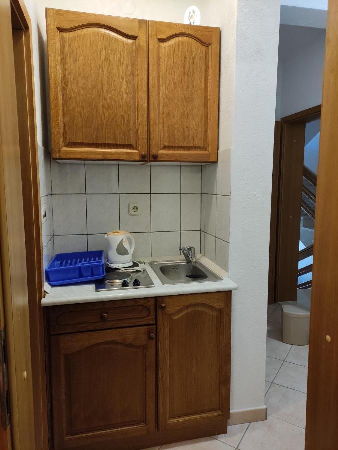 Apartments Villa Anna Подстрана Экстерьер фото